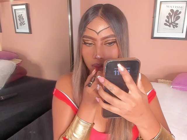 SofiaBennet live cam on BongaCams