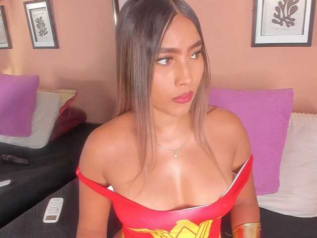 SofiaBennet live cam on BongaCams