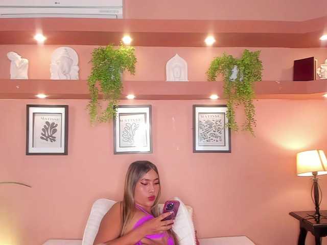 SofiaBennet live cam on BongaCams