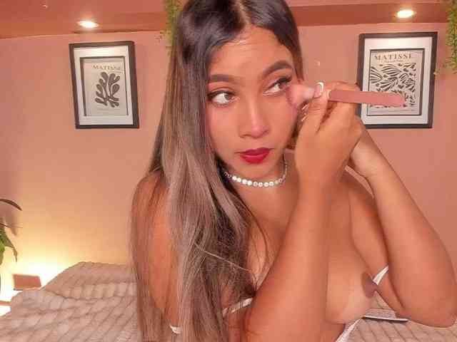 SofiaBennet webcam