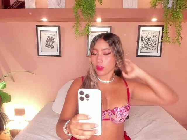 SofiaBennet webcam