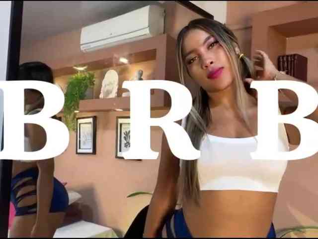 SofiaBennet webcam