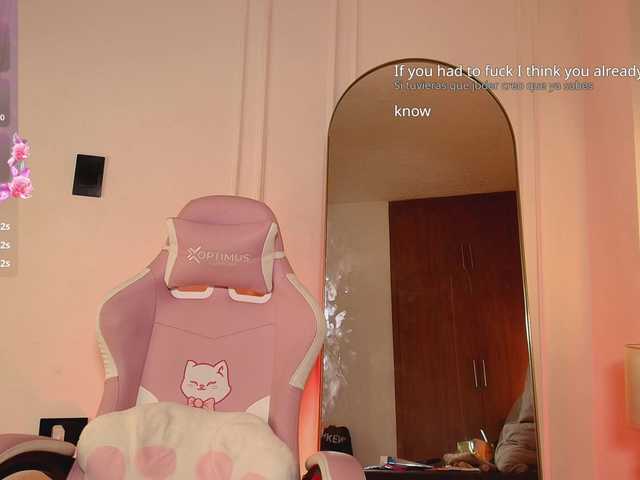 JasmineRoss live cam on BongaCams