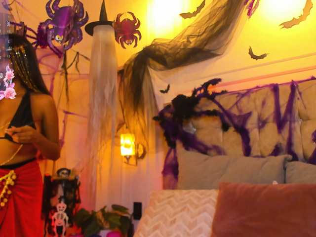JasmineRoss live cam on BongaCams