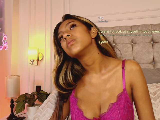 JasmineRoss live cam on BongaCams