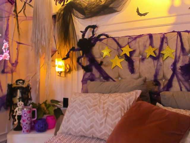 JasmineRoss live cam on BongaCams