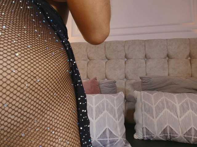 JasmineRoss live cam on BongaCams