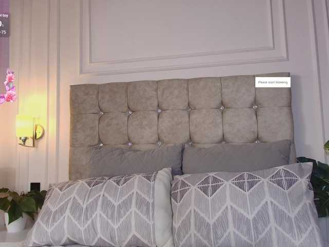 JasmineRoss live cam on BongaCams