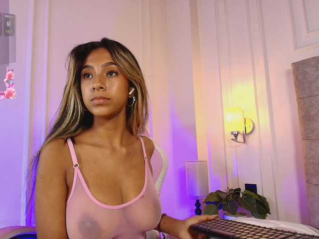 JasmineRoss live cam on BongaCams