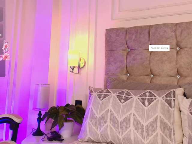 JasmineRoss live cam on BongaCams