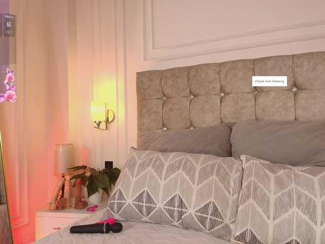 JasmineRoss live cam on BongaCams