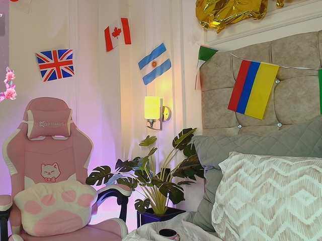 JasmineRoss live cam on BongaCams