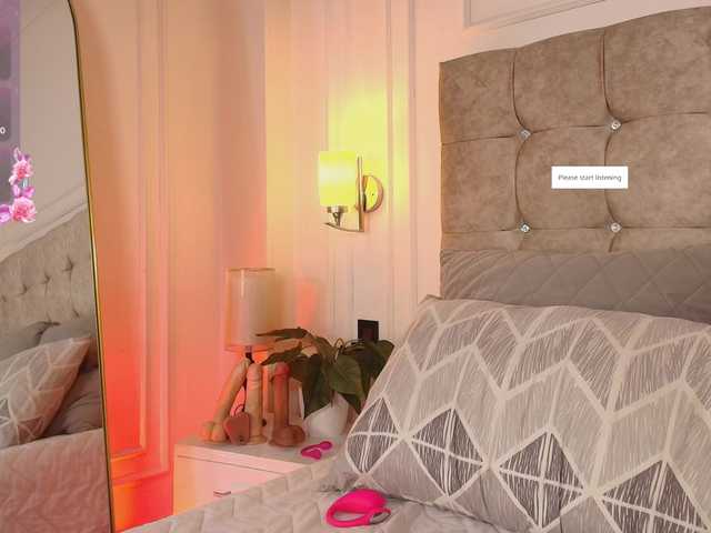 JasmineRoss live cam on BongaCams