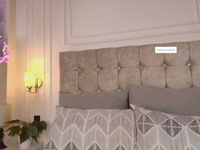 JasmineRoss live cam on BongaCams