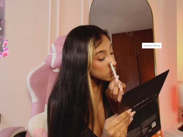 JasmineRoss live cam on BongaCams