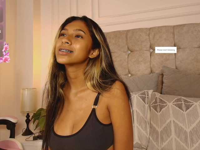JasmineRoss live cam on BongaCams
