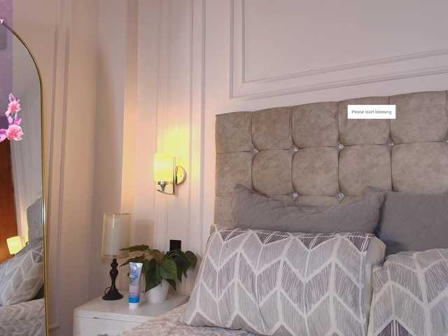 JasmineRoss live cam on BongaCams