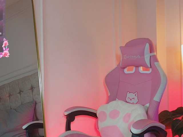 JasmineRoss live cam on BongaCams