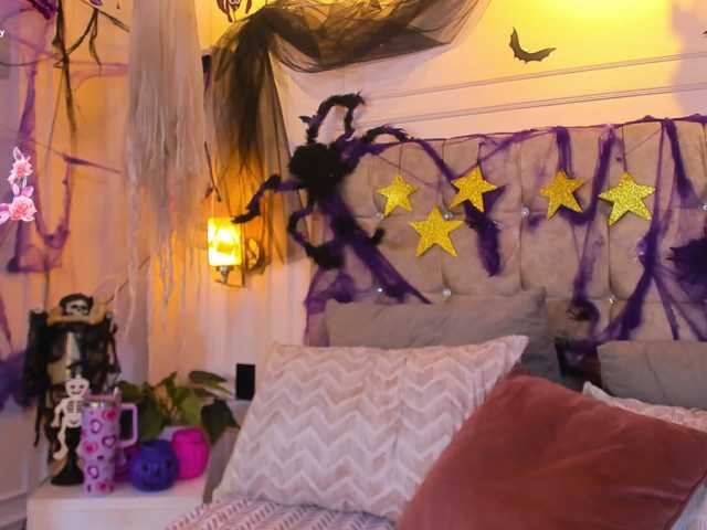 JasmineRoss live cam on BongaCams