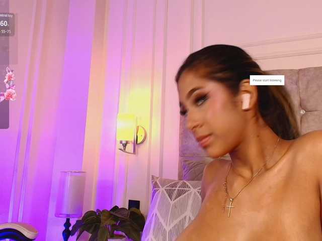 JasmineRoss live cam on BongaCams