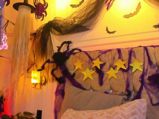 JasmineRoss live cam on BongaCams