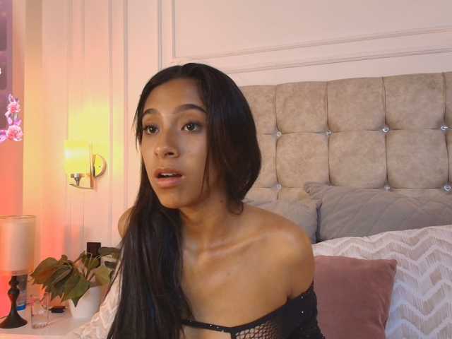 JasmineRoss live cam on BongaCams
