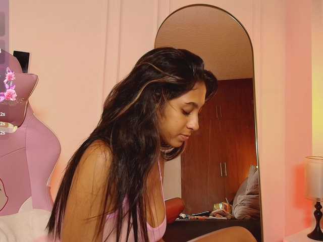 JasmineRoss live cam on BongaCams