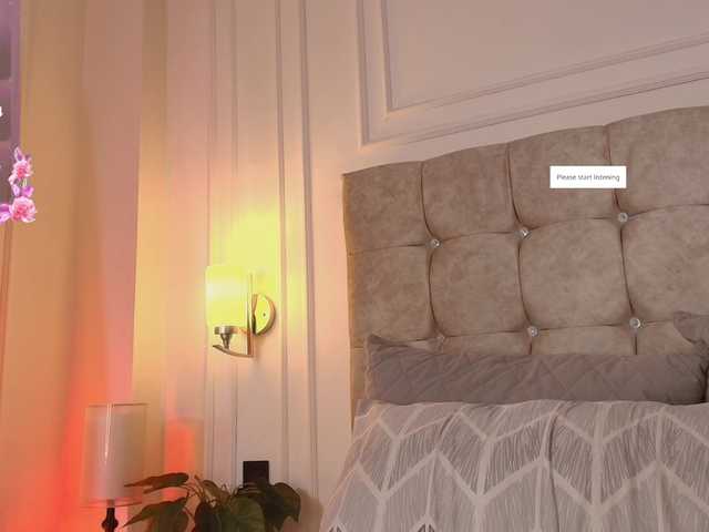 JasmineRoss live cam on BongaCams