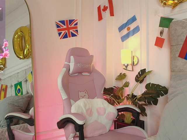 JasmineRoss live cam on BongaCams