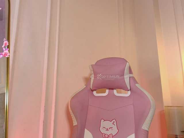 JasmineRoss live cam on BongaCams