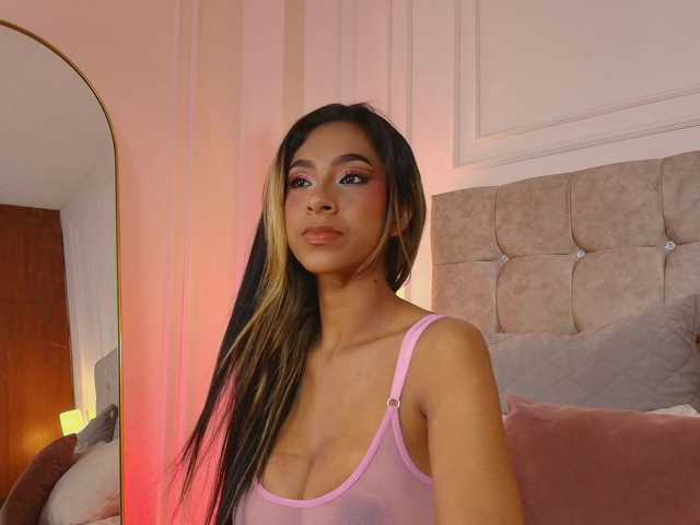JasmineRoss live cam on BongaCams