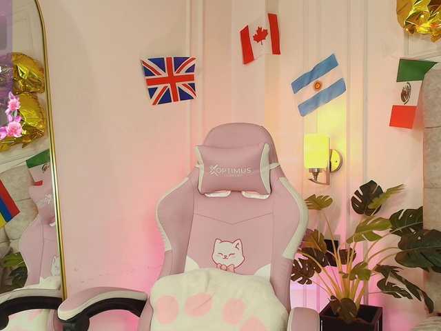 JasmineRoss live cam on BongaCams