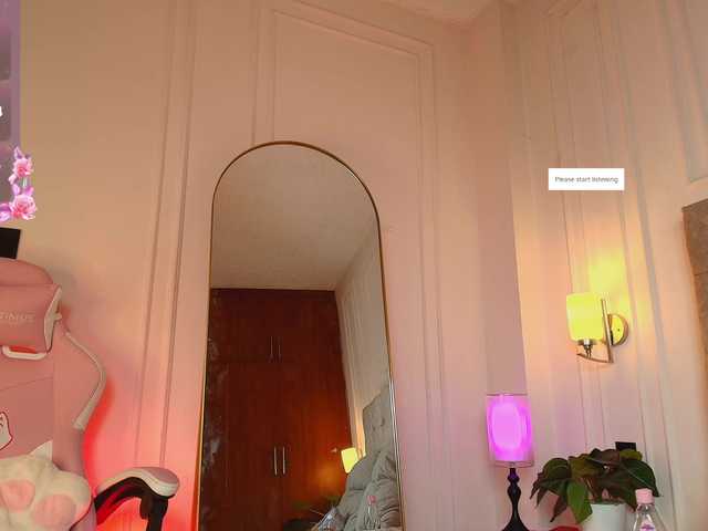 JasmineRoss live cam on BongaCams