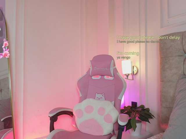 JasmineRoss live cam on BongaCams