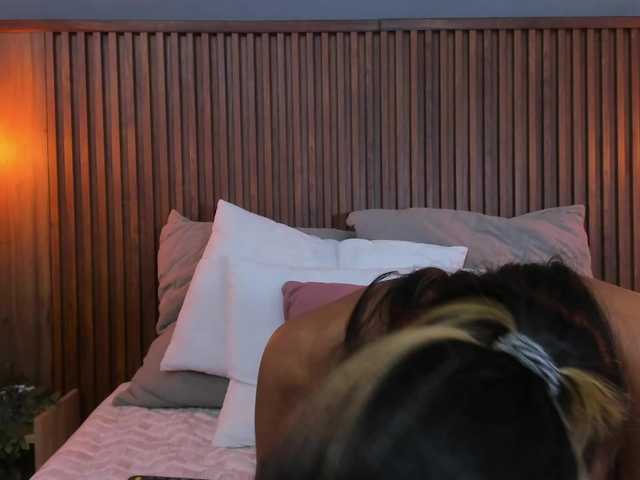 JasmineRoss live cam on BongaCams