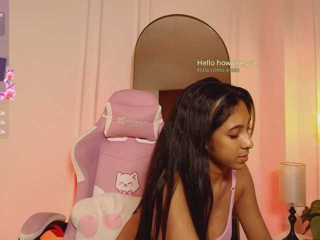 JasmineRoss live cam on BongaCams