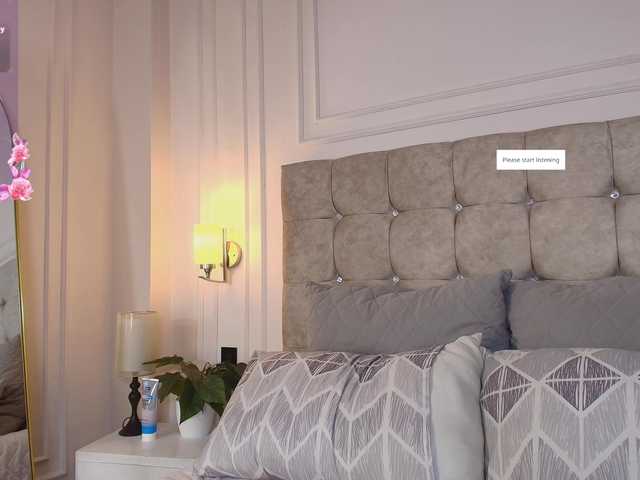 JasmineRoss live cam on BongaCams