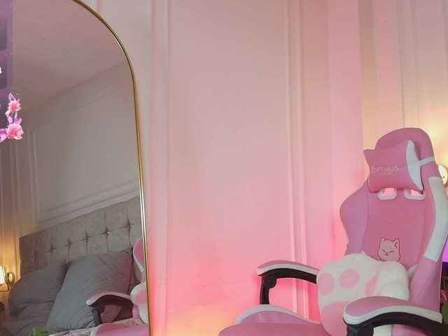 JasmineRoss live cam on BongaCams