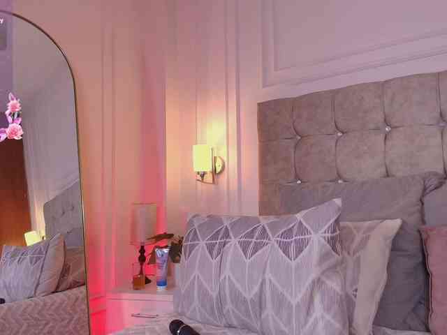 JasmineRoss webcam