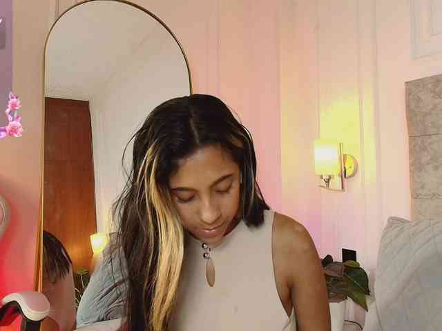 JasmineRoss webcam