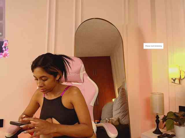 JasmineRoss webcam