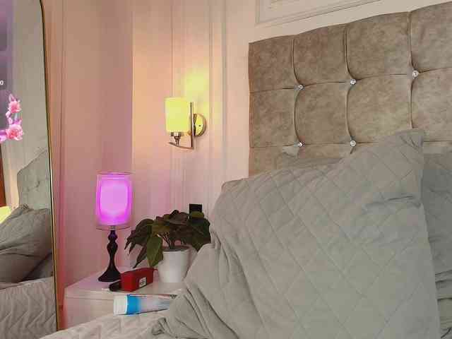 JasmineRoss webcam