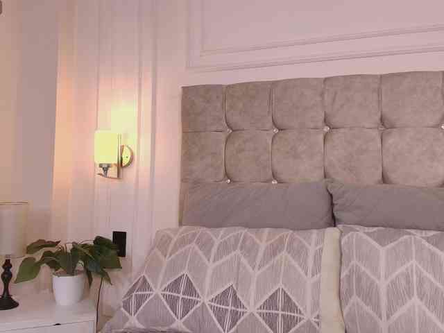 JasmineRoss webcam