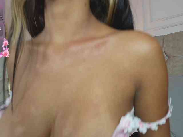 JasmineRoss webcam
