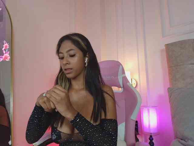 JasmineRoss webcam