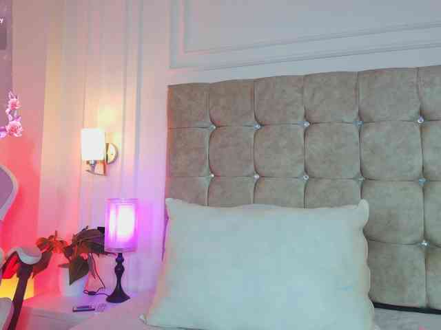 JasmineRoss webcam