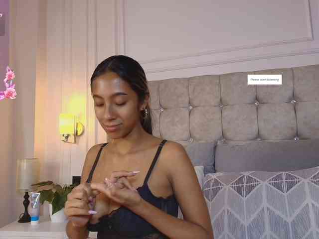 JasmineRoss webcam