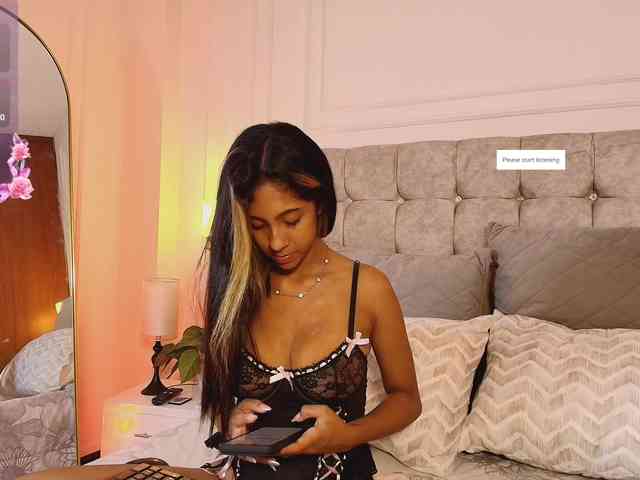 JasmineRoss webcam