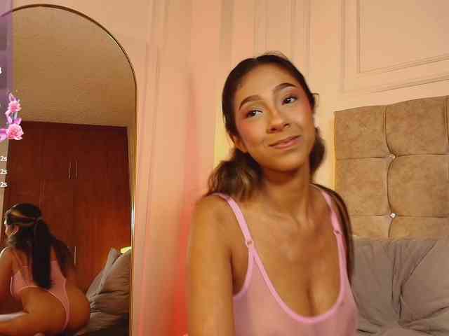 JasmineRoss webcam