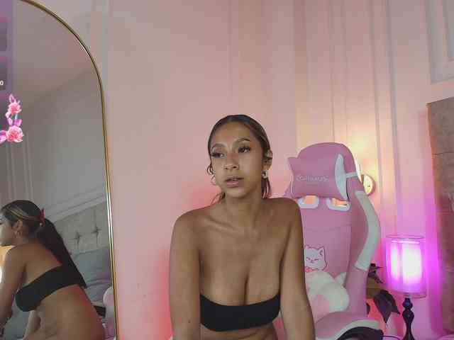 JasmineRoss webcam